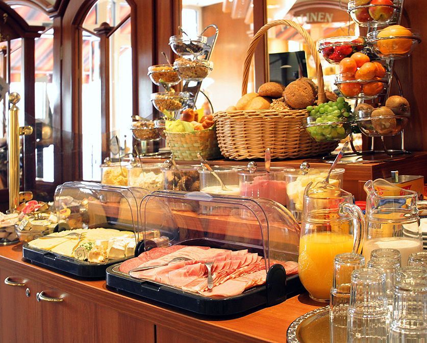Frühstücksbuffet im Café Schreiber